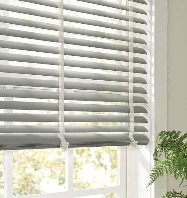 blinds-2-600x950